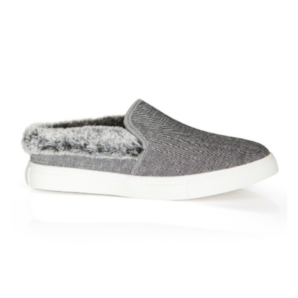 NWT CLOUDWALKERS WIDE FIT Markie Tweed Faux Fur Trim Slip On - Gray
